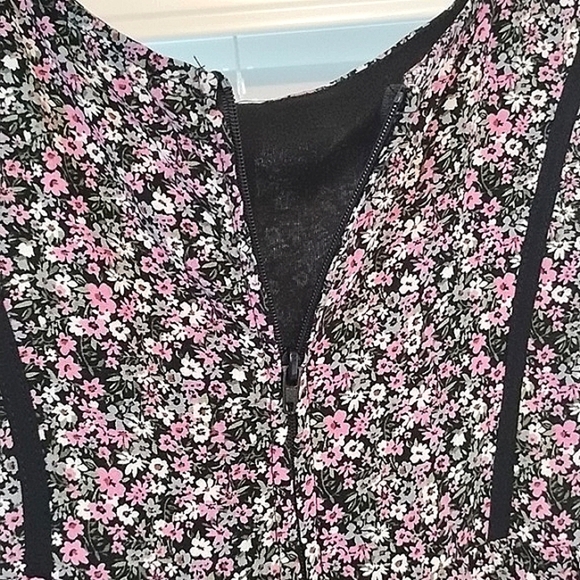 B. Smart Junior Floral Black and Pink Women's Dress, Size: 7, NWT - Picture 9 of 12